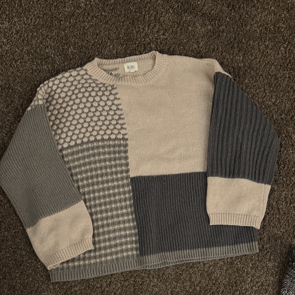 BiBi Colorblock Crewneck Sweater - Beige & Charcoal